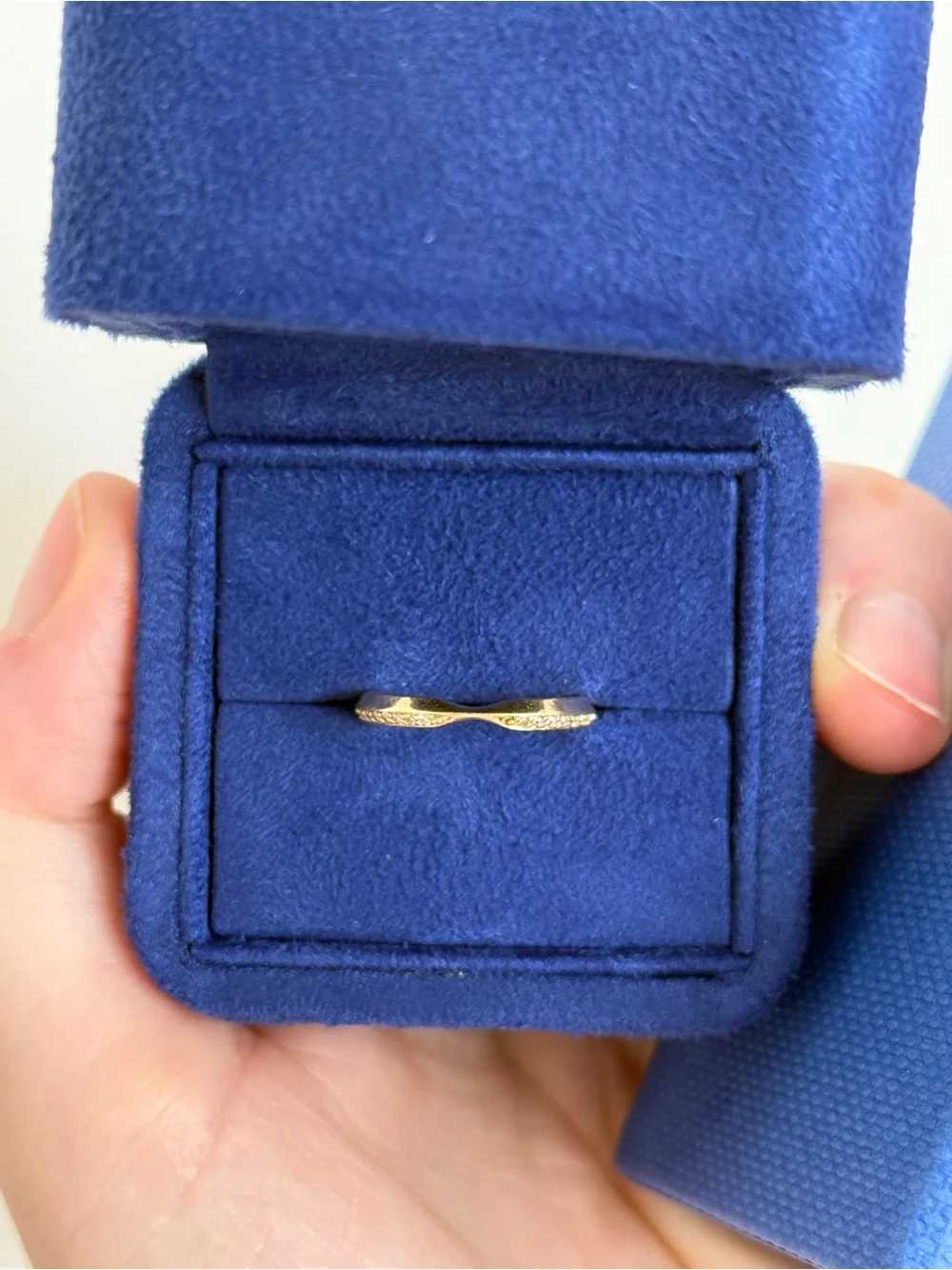 Frank Darling 14k Gold Pinched Pave Ring size 5.75
